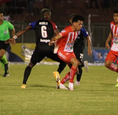 La Fecha 14 de la Liga Betcris de Honduras deja el Apertura 2021 al rojo vivo