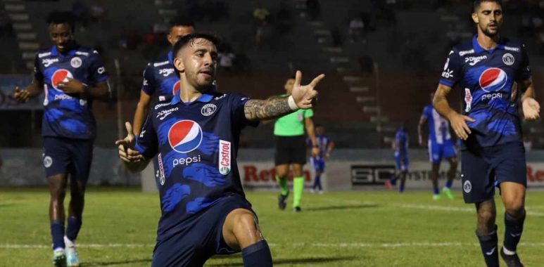 Auzmendi lidera el triunfo del FC Motagua sobre el CD Victoria en La Ceiba
