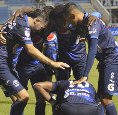 Lucas Campana se viste de héroe y le da el triunfo al FC Motagua