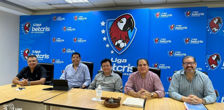 Amena reunión entre la Liga Betcris de Honduras y la Comisión Nacional de Disciplina