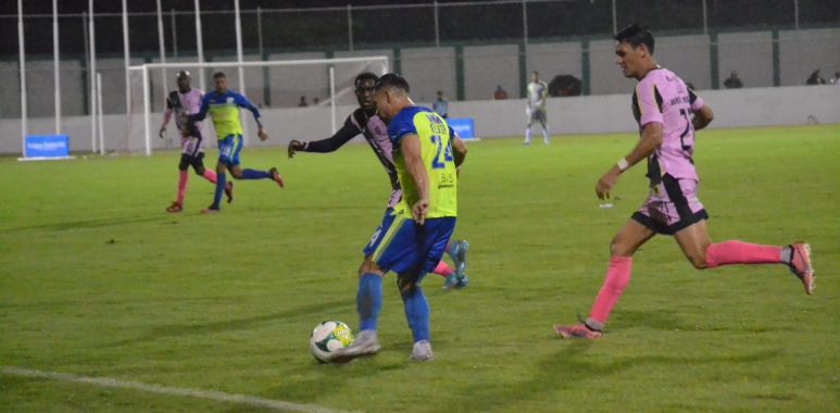 Génesis y Olancho FC regalan un dramático empate en el "Carlos Miranda"