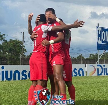 Triunfo de oro de la Real Sociedad sobre el FC Motagua que lo pone casi en la Liguilla
