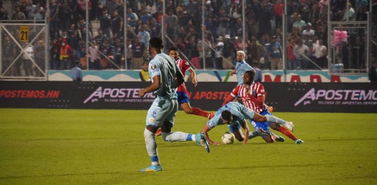 EL FC Motagua y Olimpia dejan todo para la final de vuelta del Apertura 2023