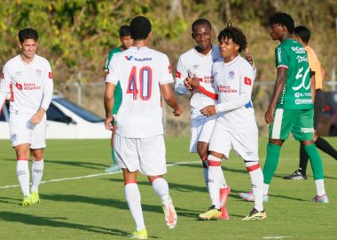 Olimpia gana el clásico nacional en el Torneo de Reservas en mas líder del Clausura 2025